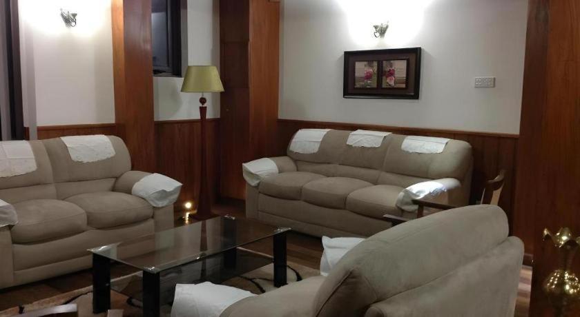 Daffodils Hotel Nuwara Eliya Bagian luar foto