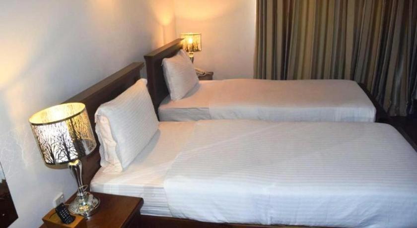 Daffodils Hotel Nuwara Eliya Bagian luar foto